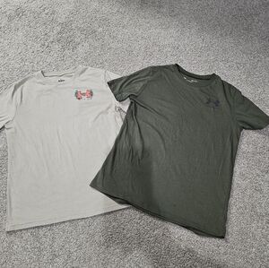 2 Youth Large Under Armour Tshirts